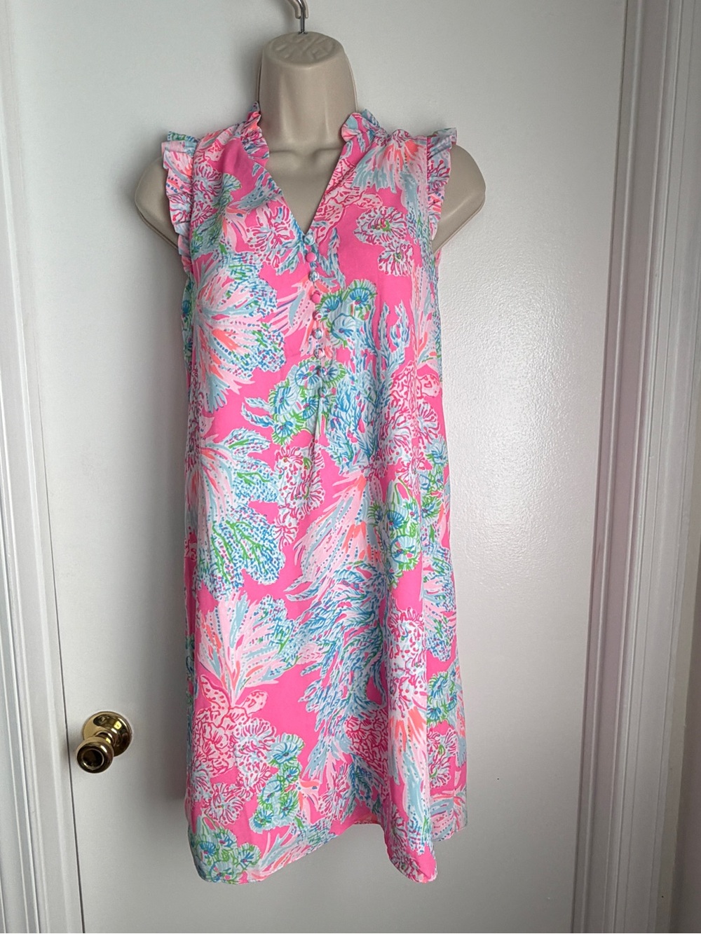 Lilly Pulitzer Pink Tropical Print Sleeveless Shift Dress
